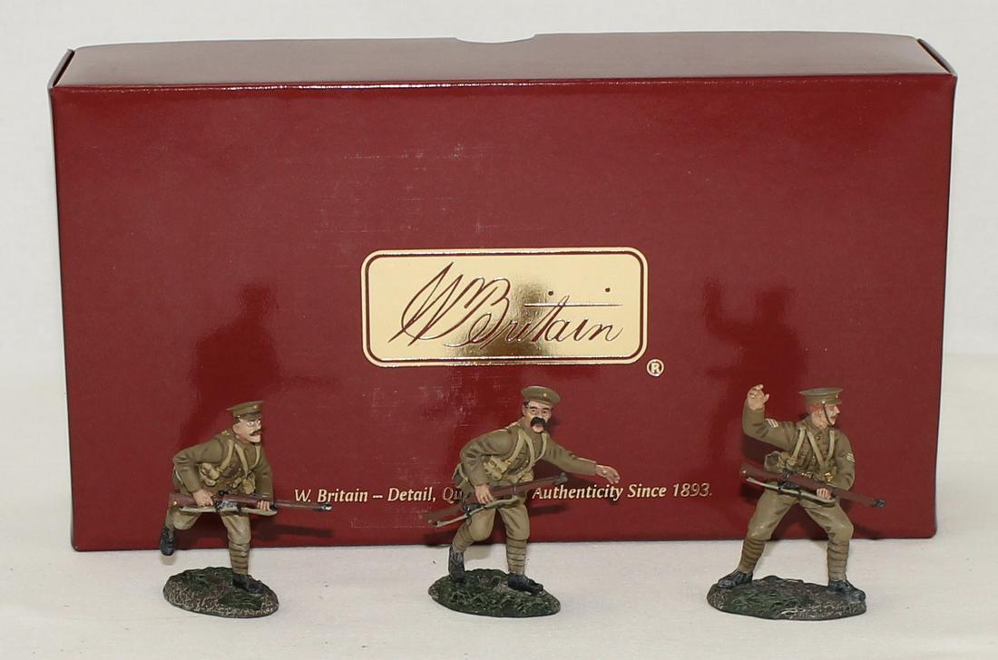 Britains 1st Royal Fusiliers Advancing (1 of 1)