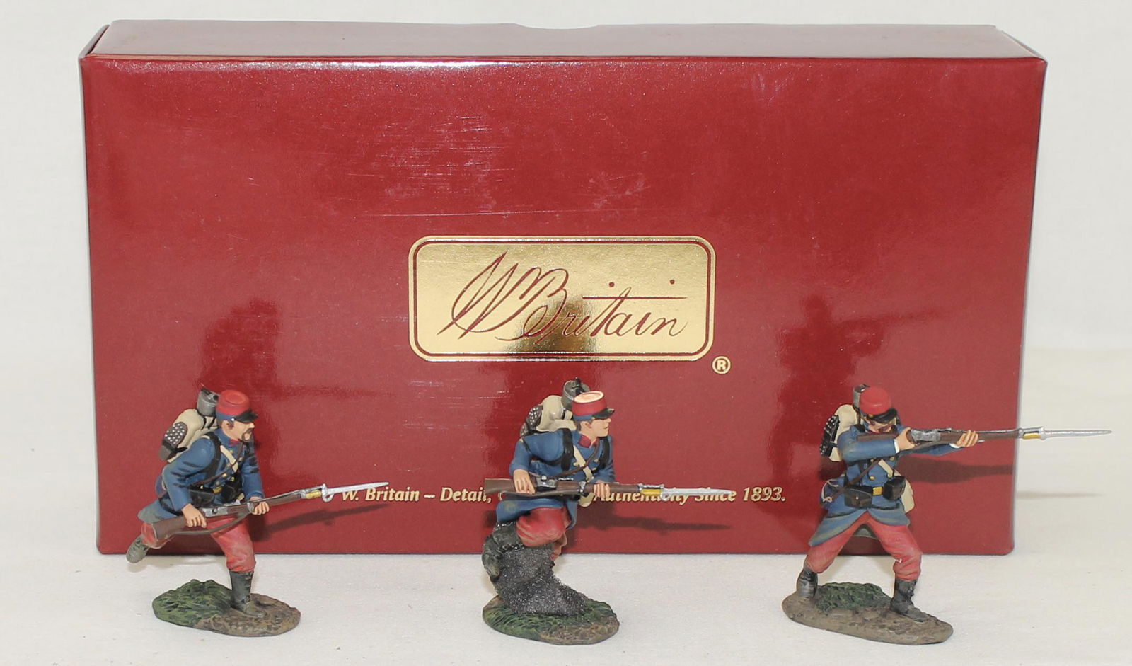 Britains French Infantry Charging (1 of 1)