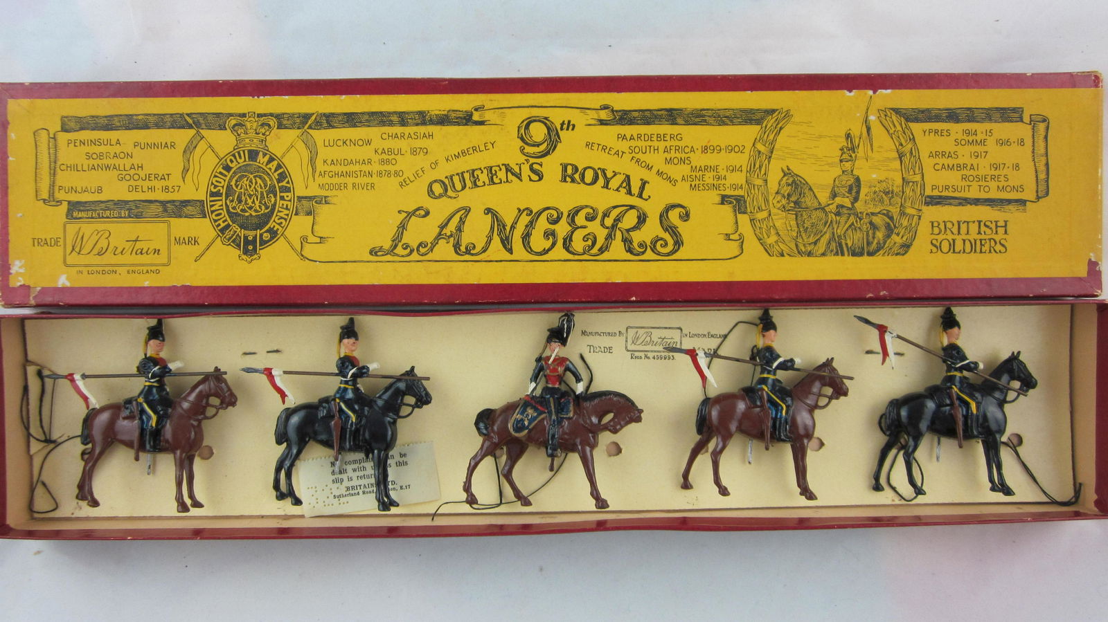 Britains Set #24, 9th Royal Lancers At Halt. (1 of 1)