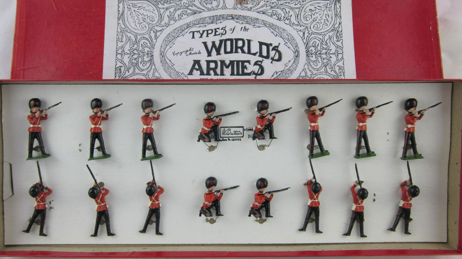 Britains Set #1327 Coldstream Guards Firing. (1 of 1)