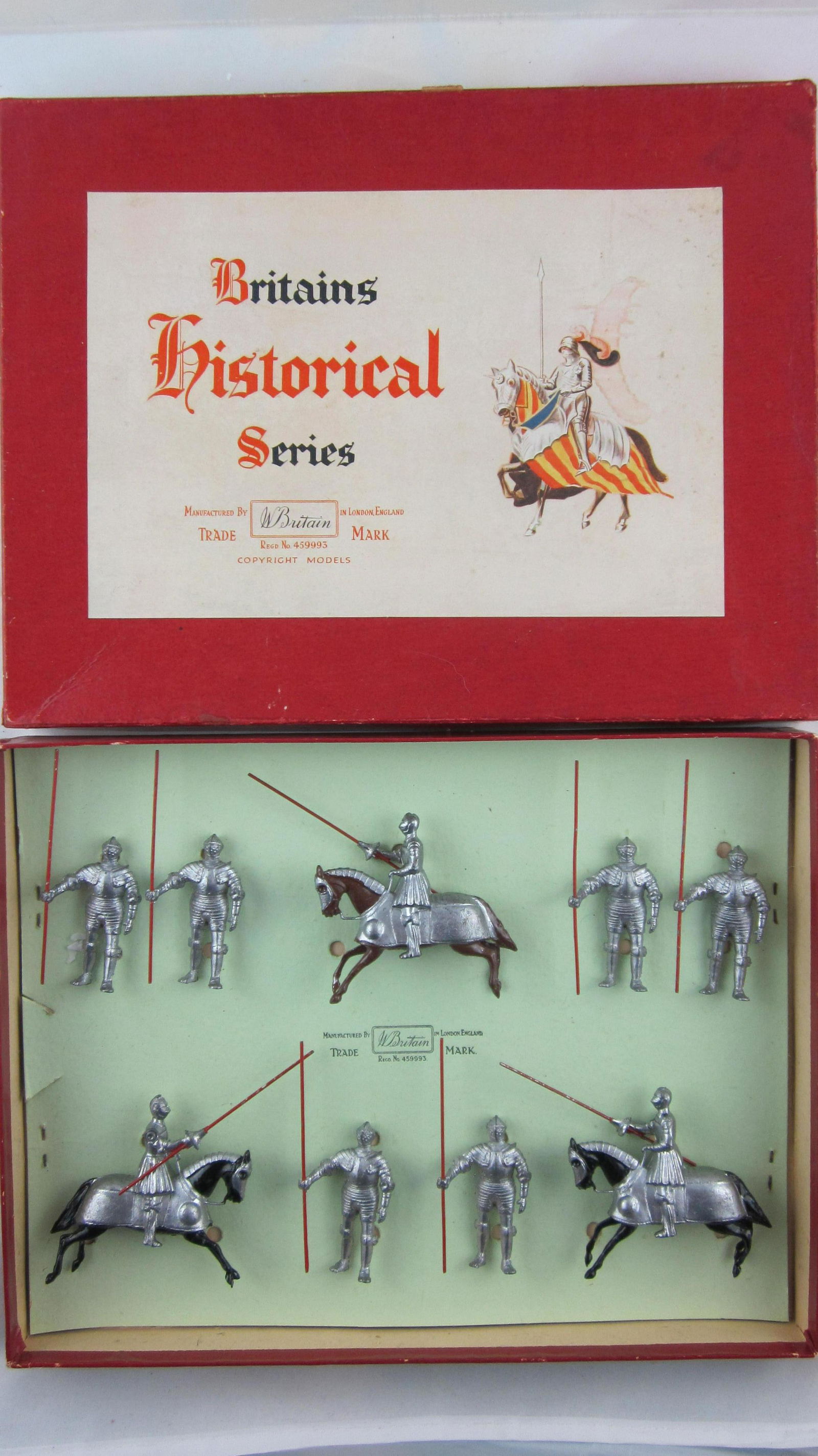 Britains Set #1307 16th Century Knights. (1 of 1)