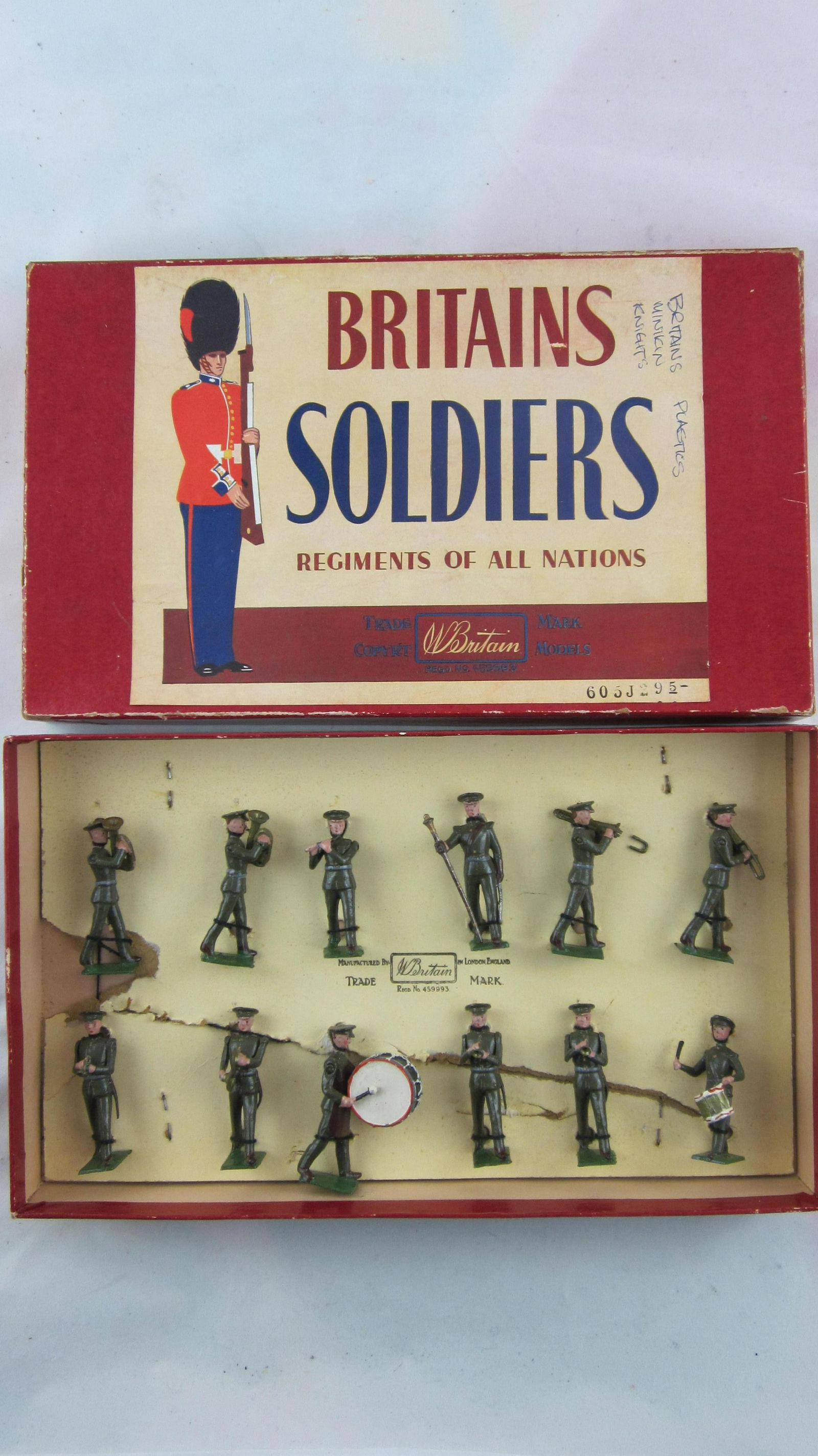 Britains Set #1301 U.S.A. Military Band. (1 of 1)
