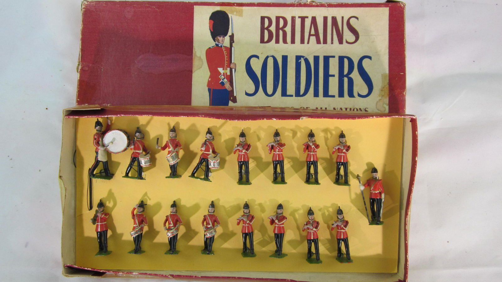 Britains Set #321 Band Of Line Fifes & Drums. (1 of 1)