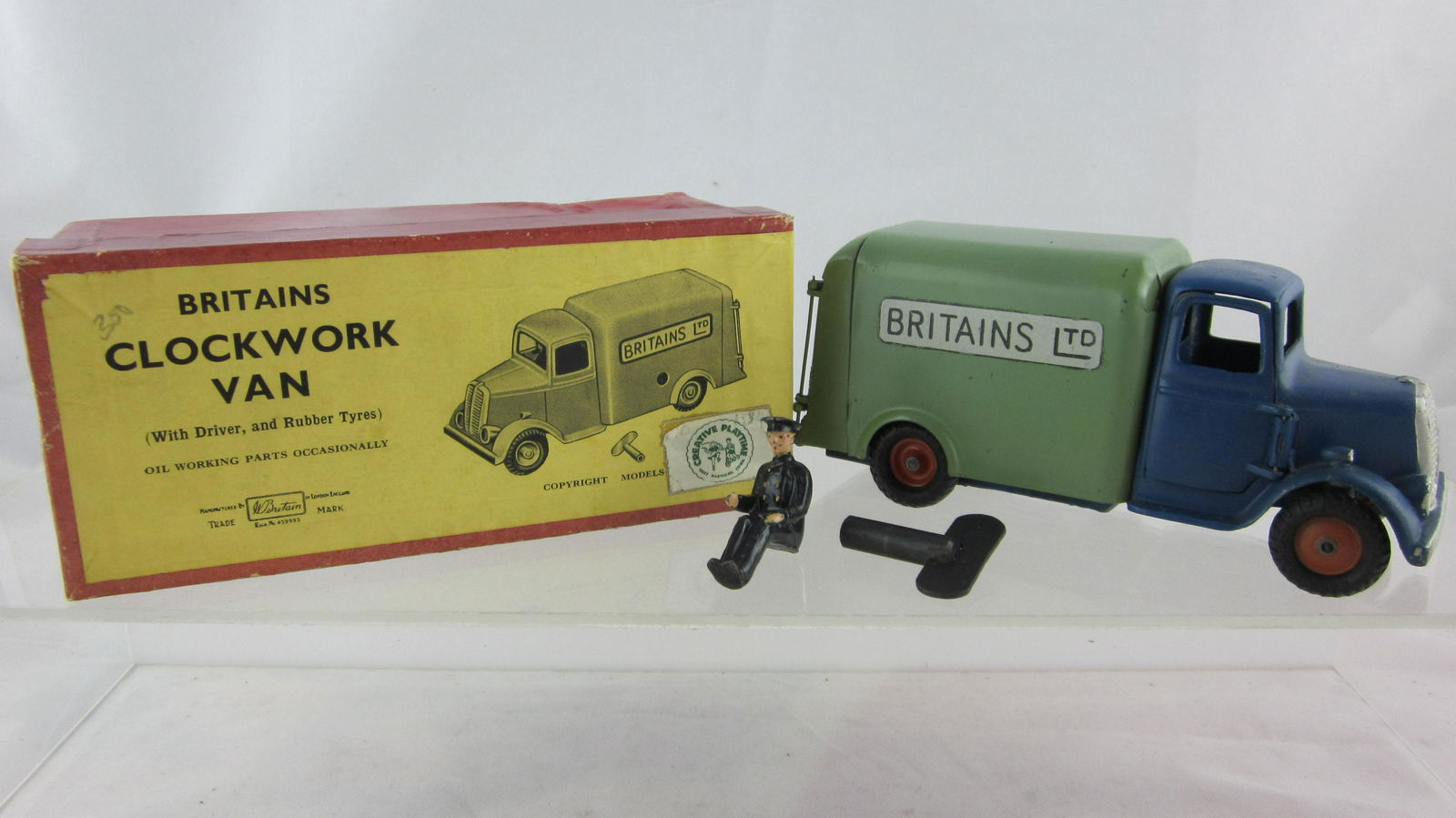 Britains Set #2045 Civilian Clockwork Van. (1 of 1)