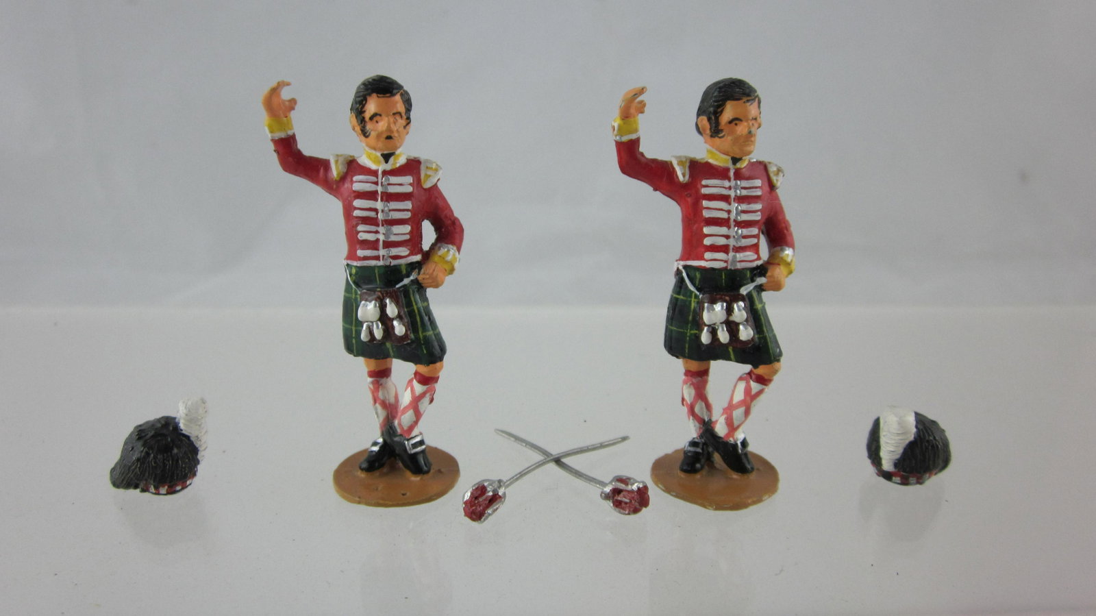 Trophy Highland Dancers With Saber & Bonnets.: UNBOXED Highland Dancers. 6 pieces. Condition excellent. No box.