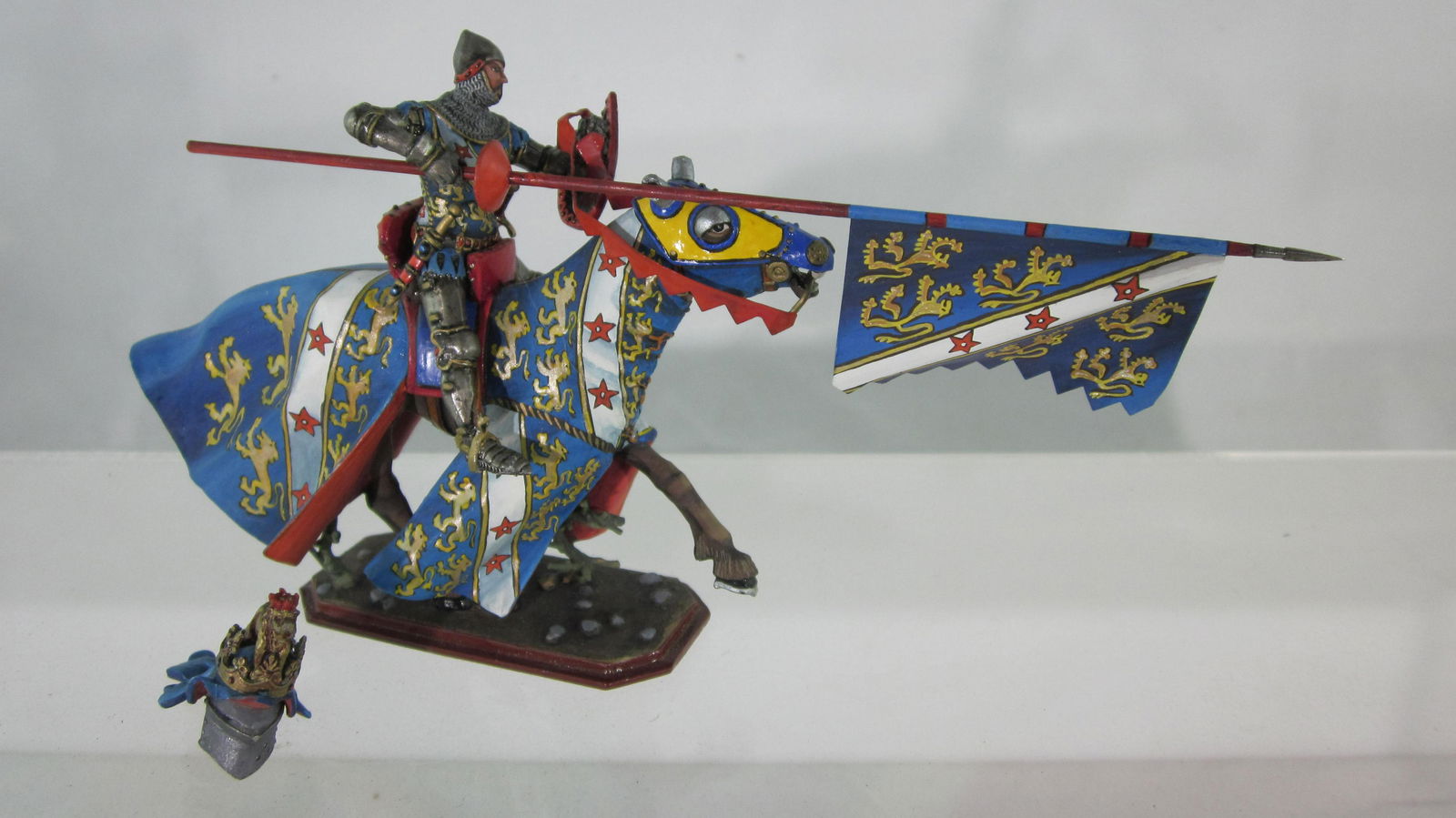 Pennant Miniatures Tournament Knight In Blue. (1 of 1)