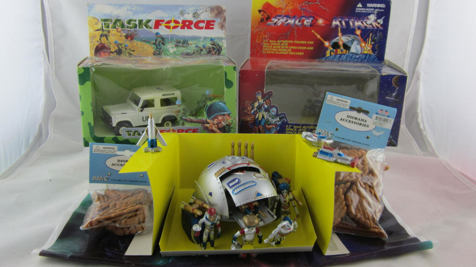 Space Attack And United Nations Land Rover. (1 of 1)