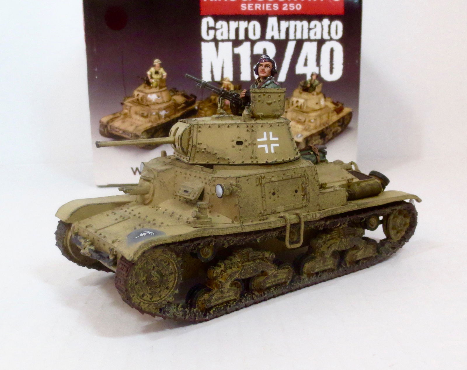 King & Country #AK075 Carro Armato M13/40 (1 of 1)