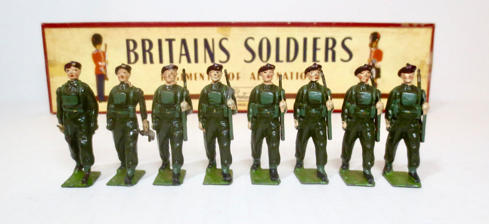 Britains #2010 Airborne Infantry (1 of 1)