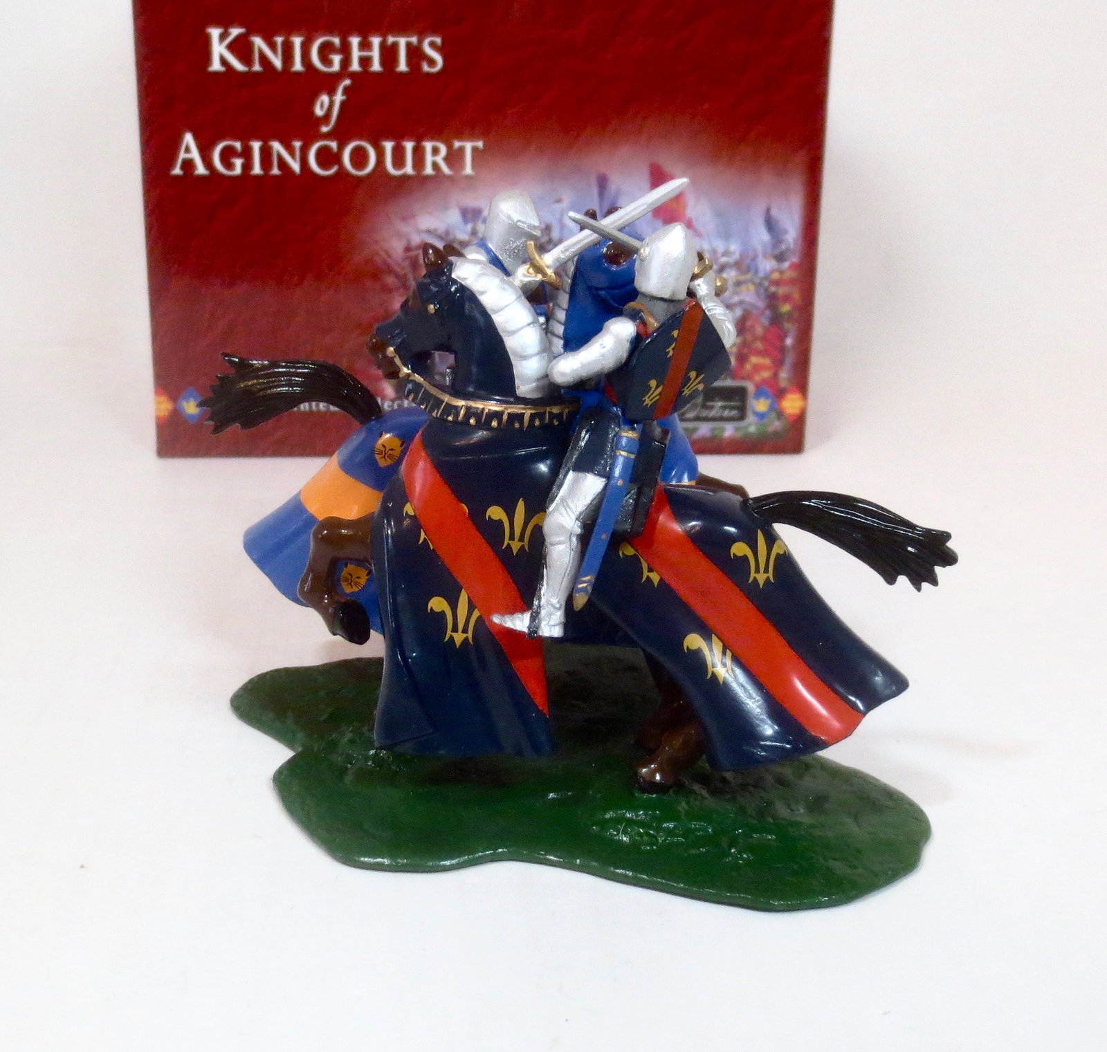 Britains #40240 Knights of Agincourt: Earl of Suffolk vs. Duc de Bourbon. 1 piece. Mint condition. Box excellent.