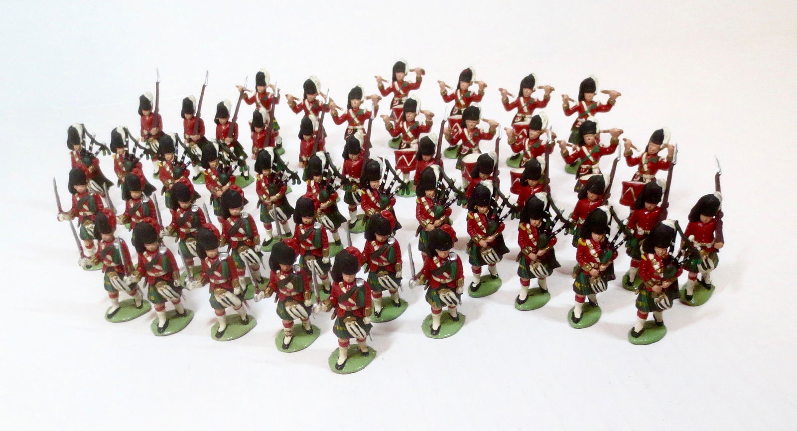 Herald Plastic Gordon Highlanders (1 of 1)