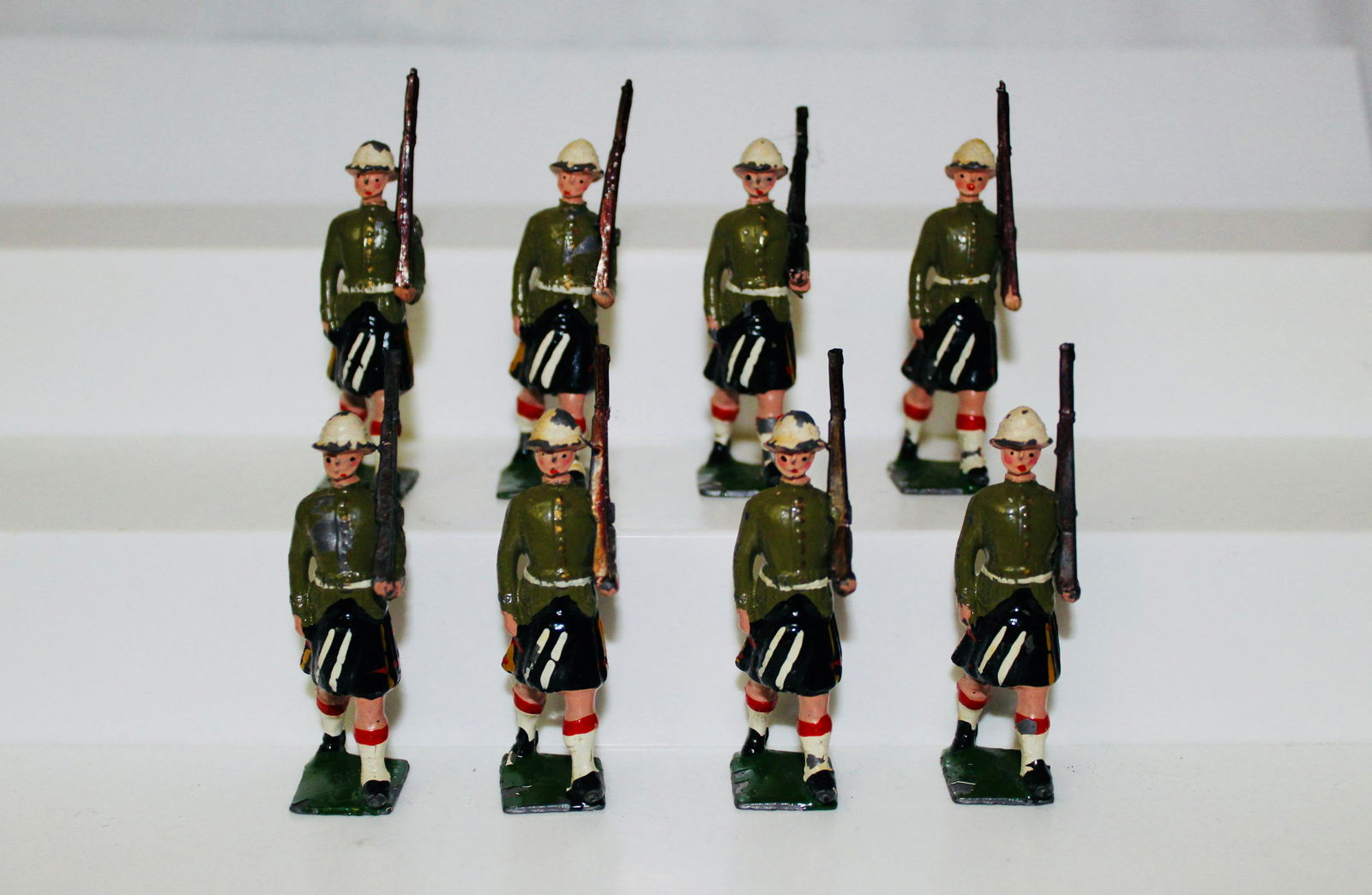 Britains set #114 Cameron Highlanders (1 of 1)