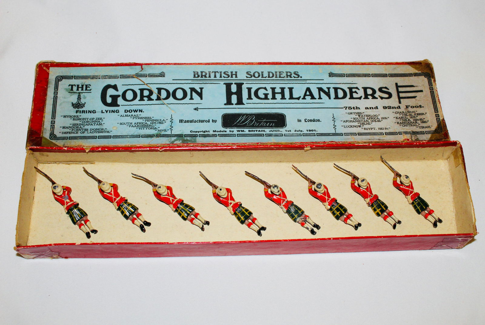 Britains set 118 Gordon Highlanders lying firing (1 of 1)