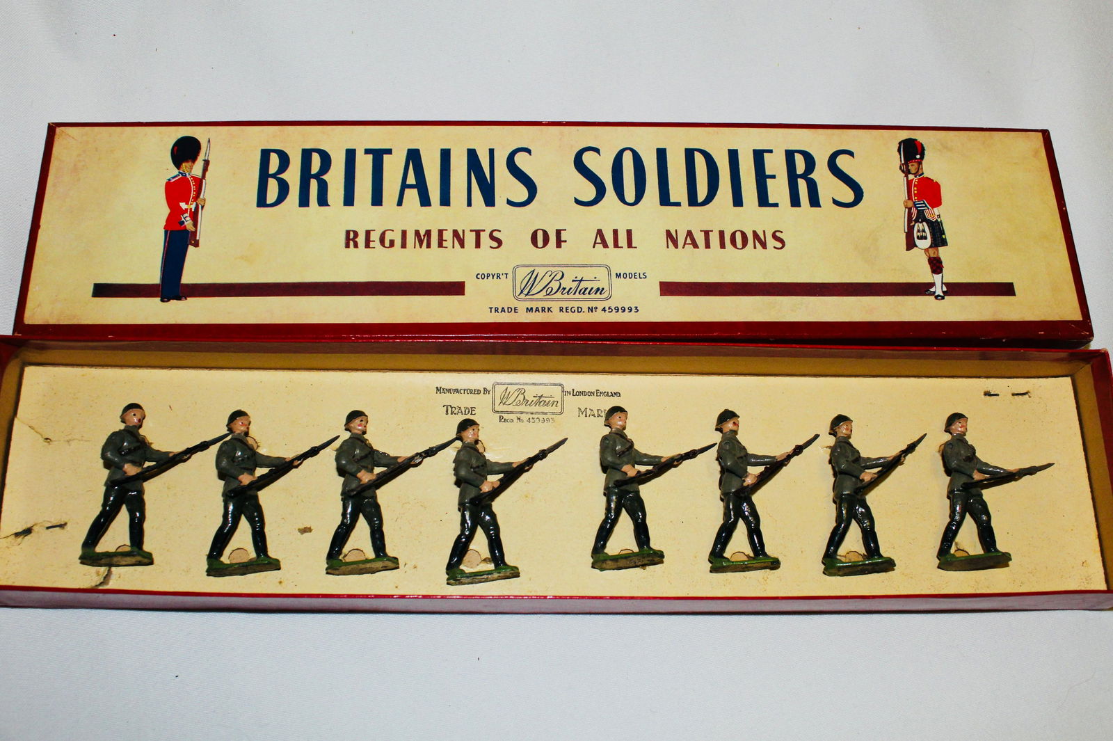 Britains set #2032 Red Army Infantry (1 of 1)