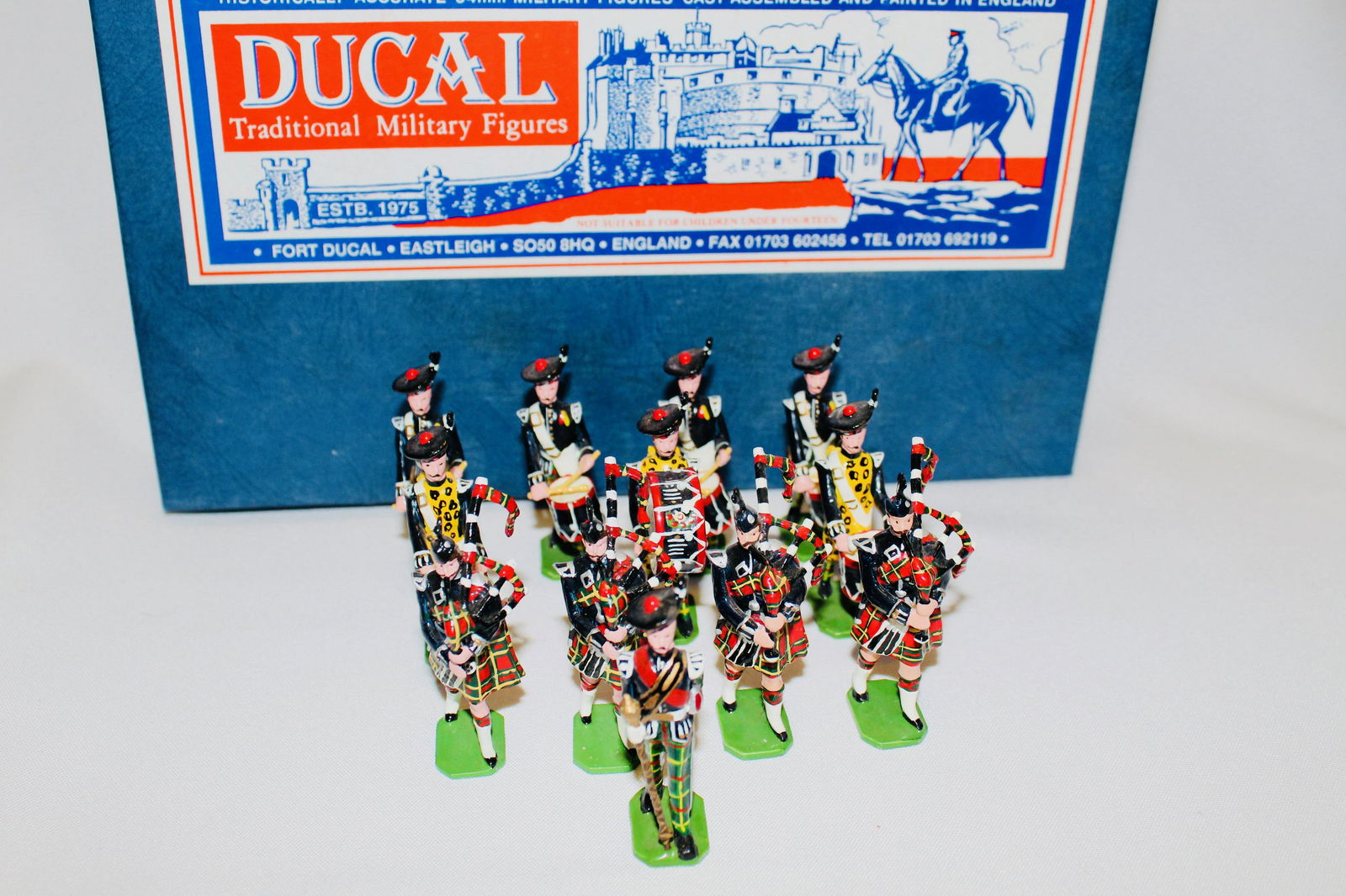 Ducal Royal Scots Pipes & Drums (1 of 1)