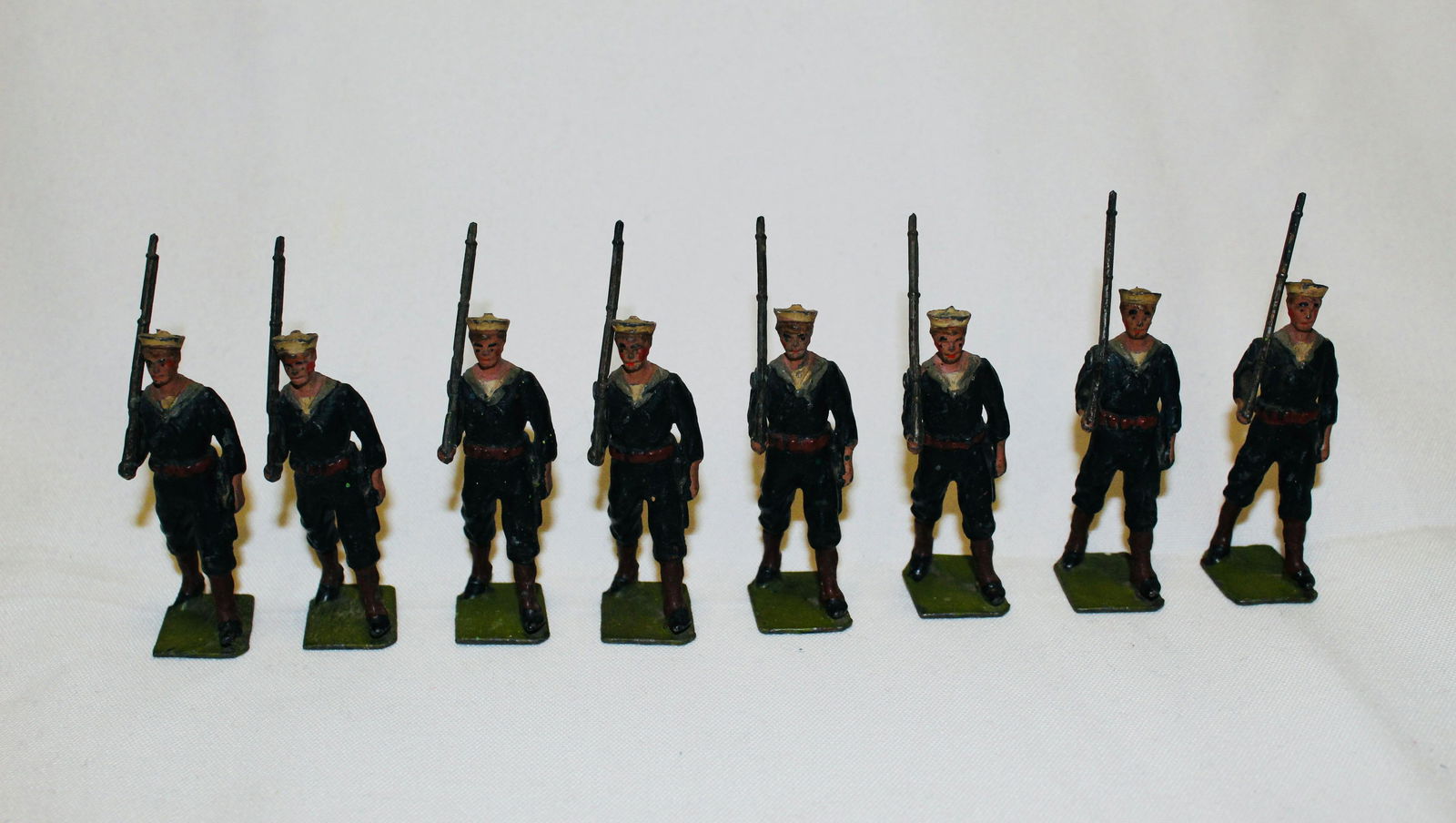 Britains set #230 U.S. Navy Bluejackets (1 of 1)