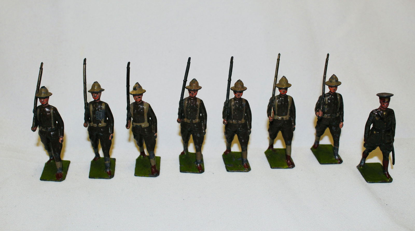 Britains set #227 U.S. Infantry (Doughboys) (1 of 1)