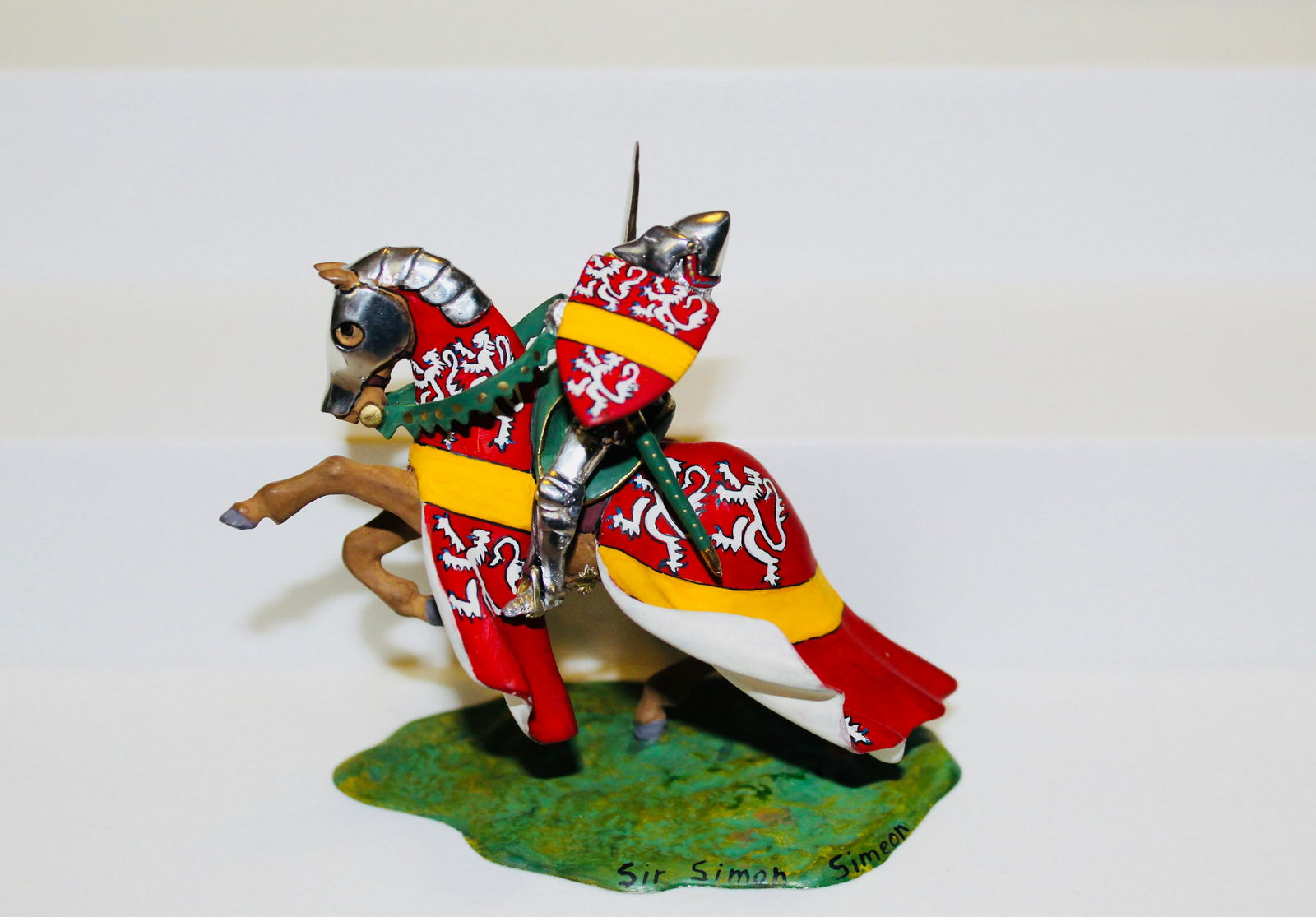 Rodden mounted knight Sir Simon Simeon (1 of 1)