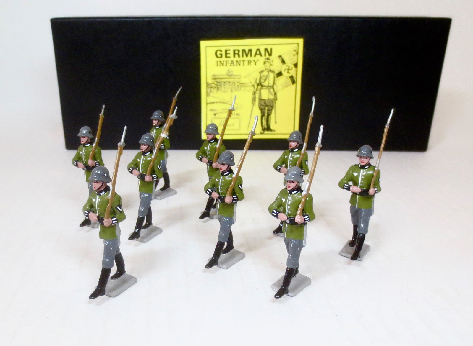 Hiriart WW2 German Infantry on Parade (1 of 1)