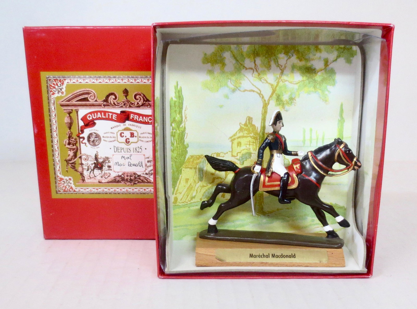 Mignot Marachel Macdonald: Post war issue. Excellent condition, in original pictorial box. Box excellent.