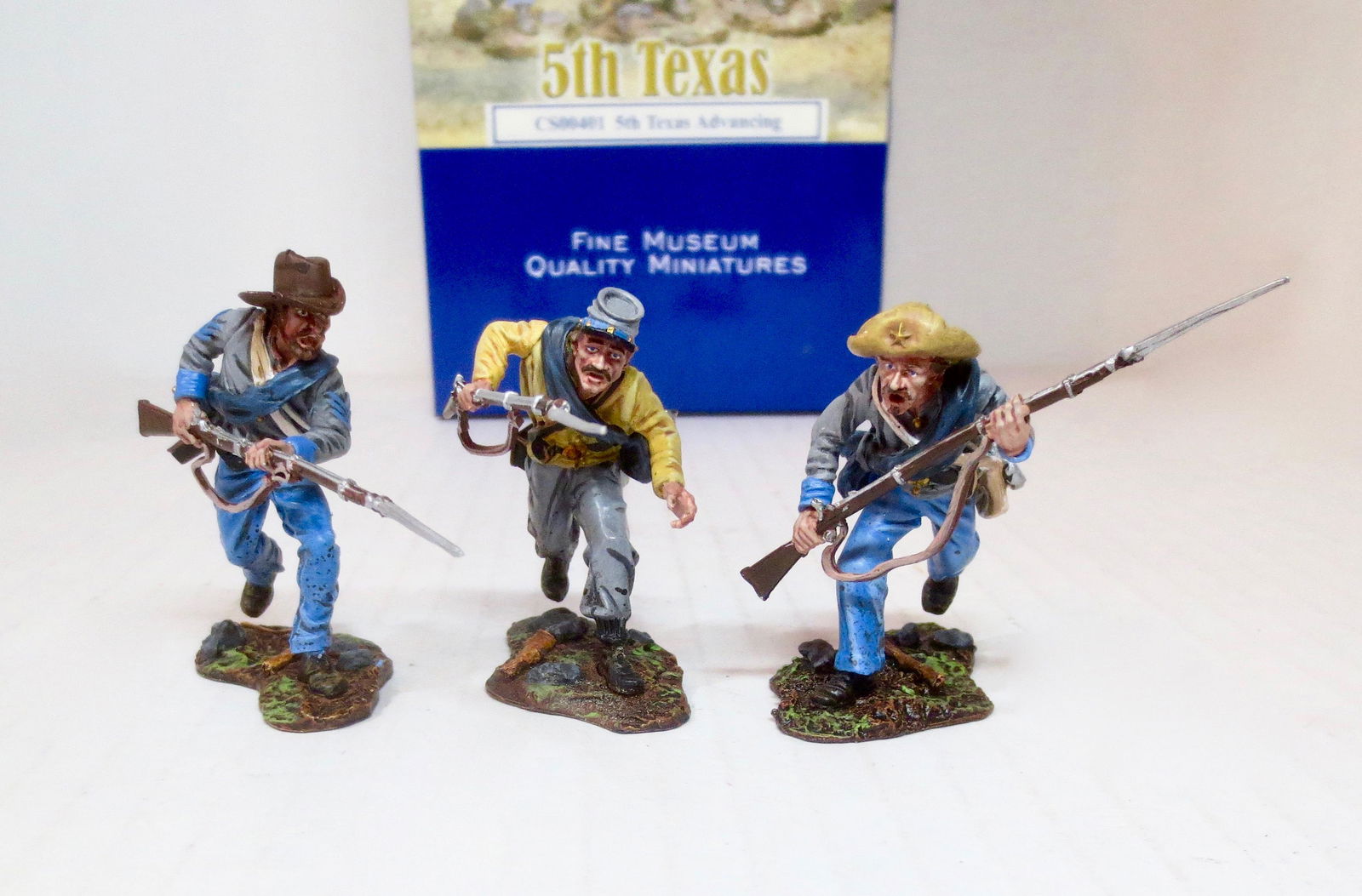 The Collectors Showcase #CS00401 5th Texas (1 of 1)