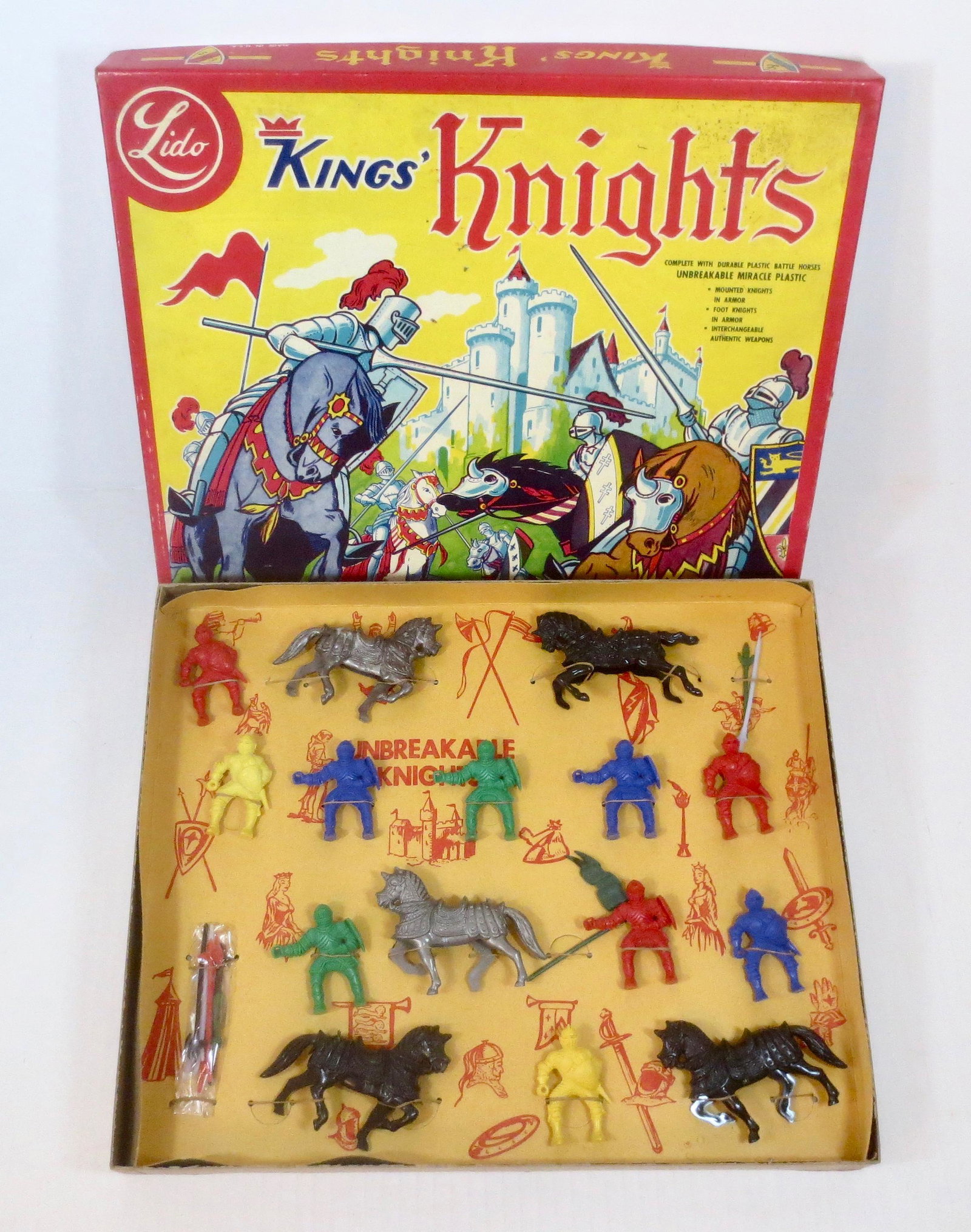 Lido #236 King's Knights Display Set: 15 piece plus weapons. Mint condition, tied in box. Box excellent.