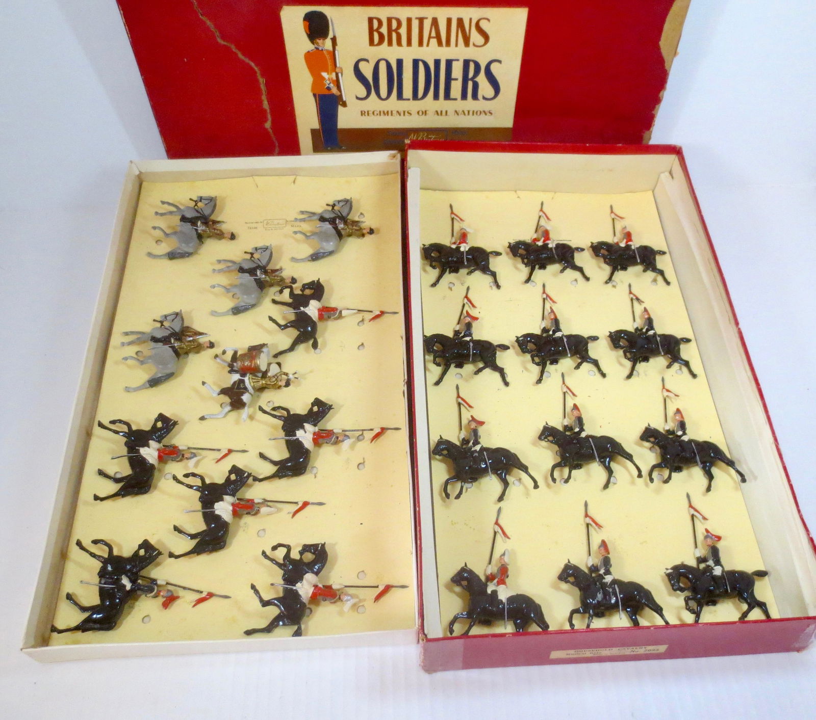 Britains #2085 Household Cavalry Musical Ride (1 of 1)