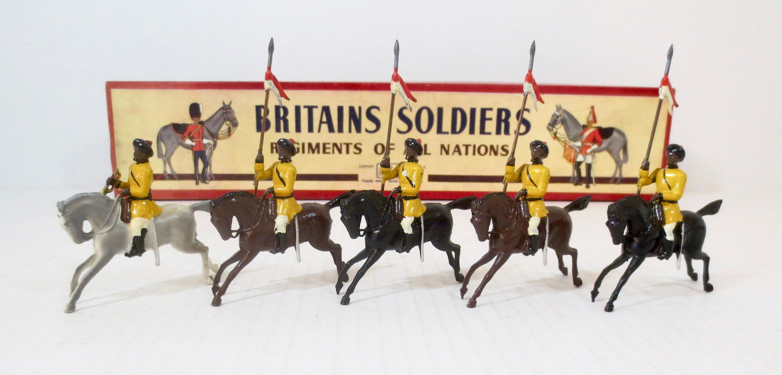 Britains #47 Skinner's Horse: Post war issue, with original ROAN box. 5 pieces. Excellent condition. Box excellent.