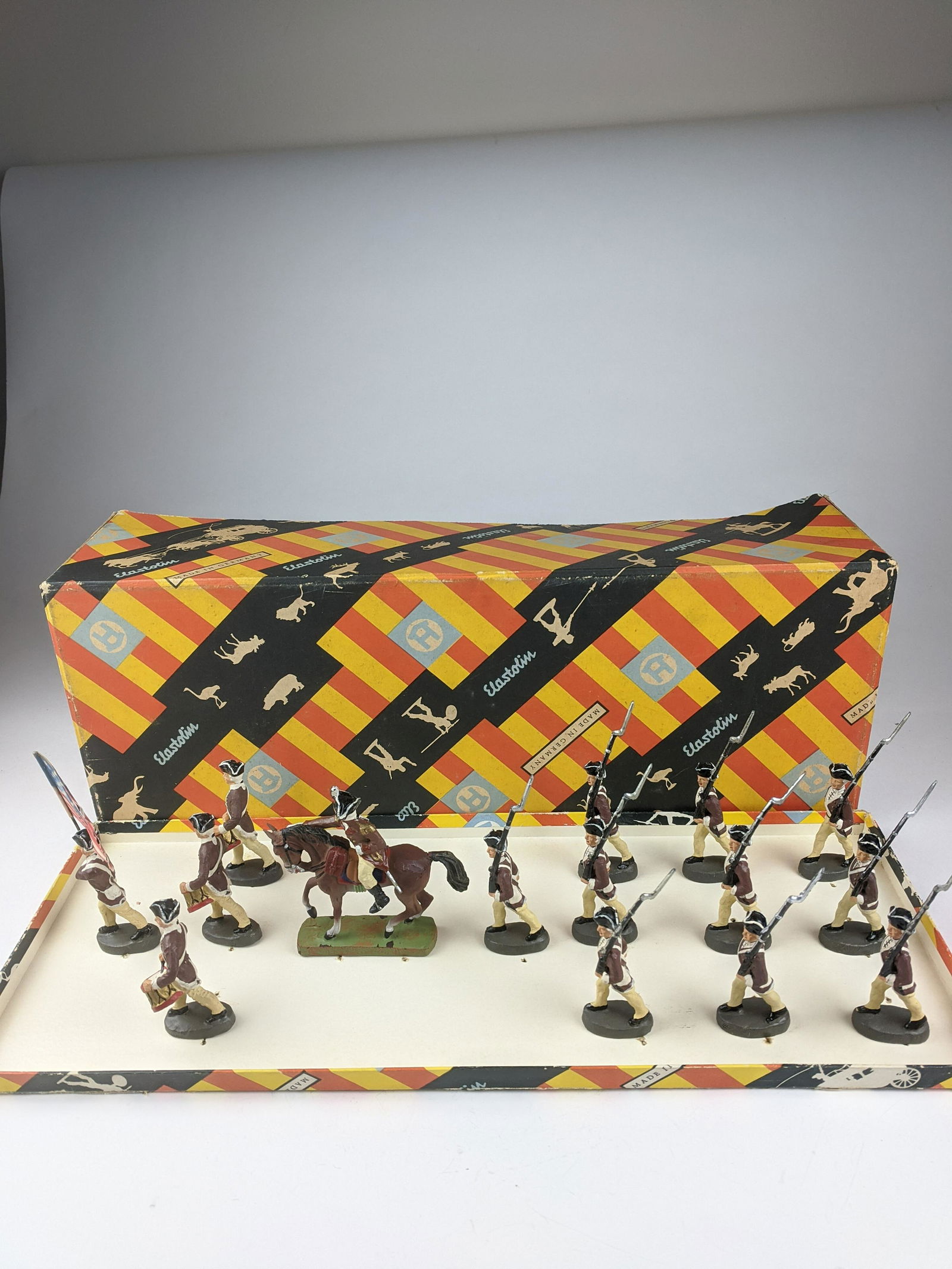 Elastolin 118/76/15 Washington & Troops (1 of 1)