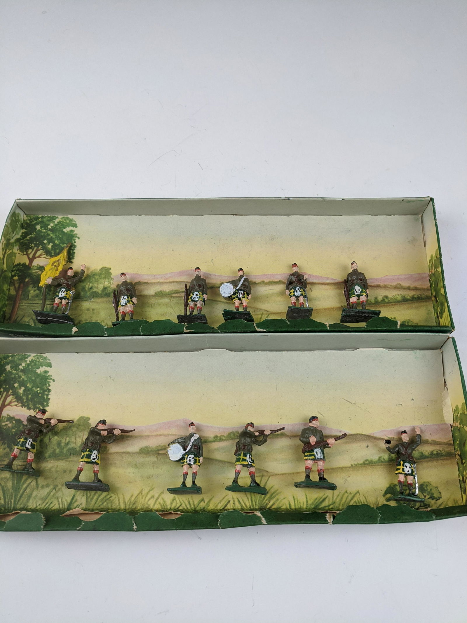 SAE 30mm Scottish Highlander Sets (1 of 1)