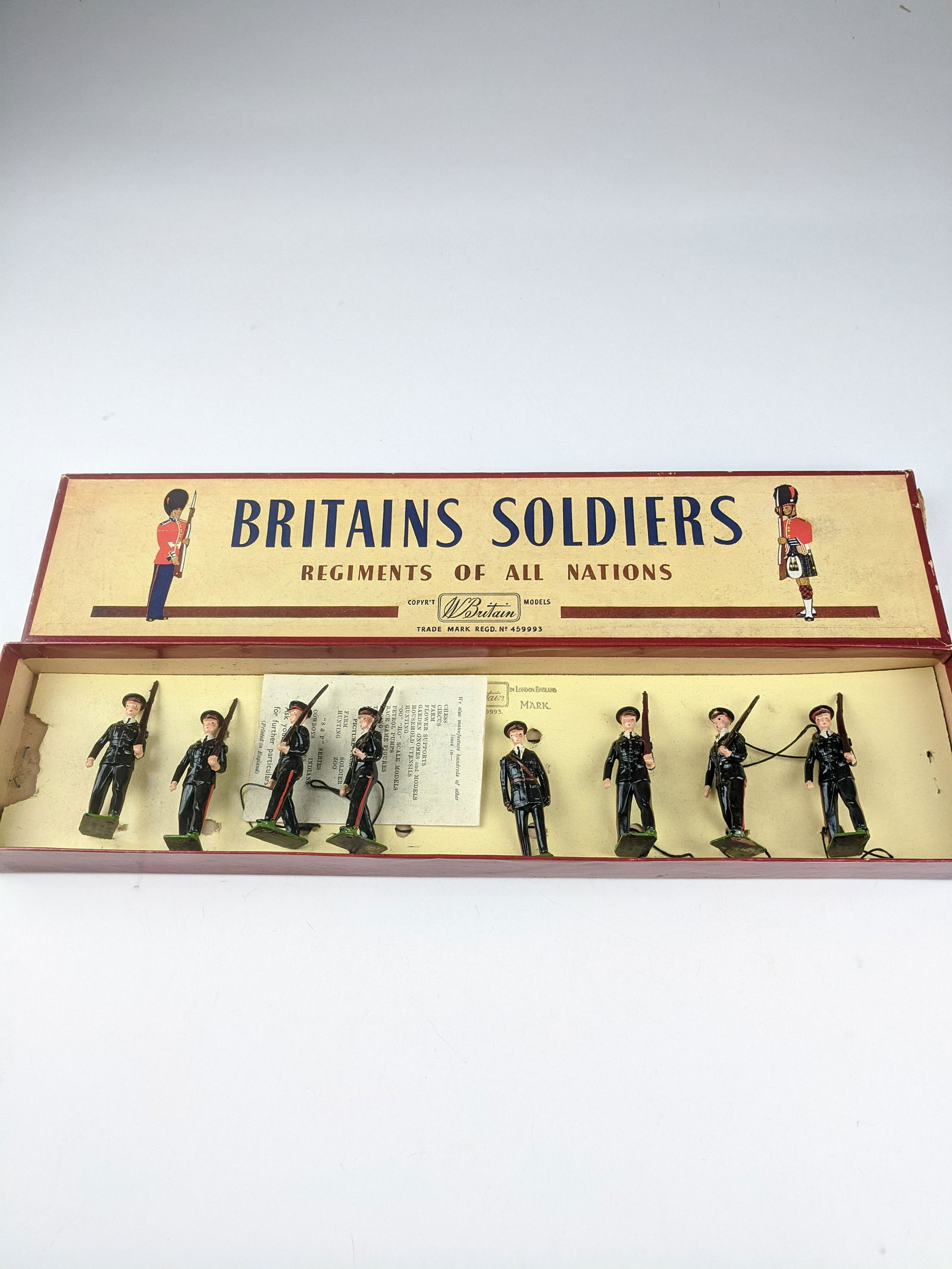 Britains #2030 Australian Infantry (1 of 1)