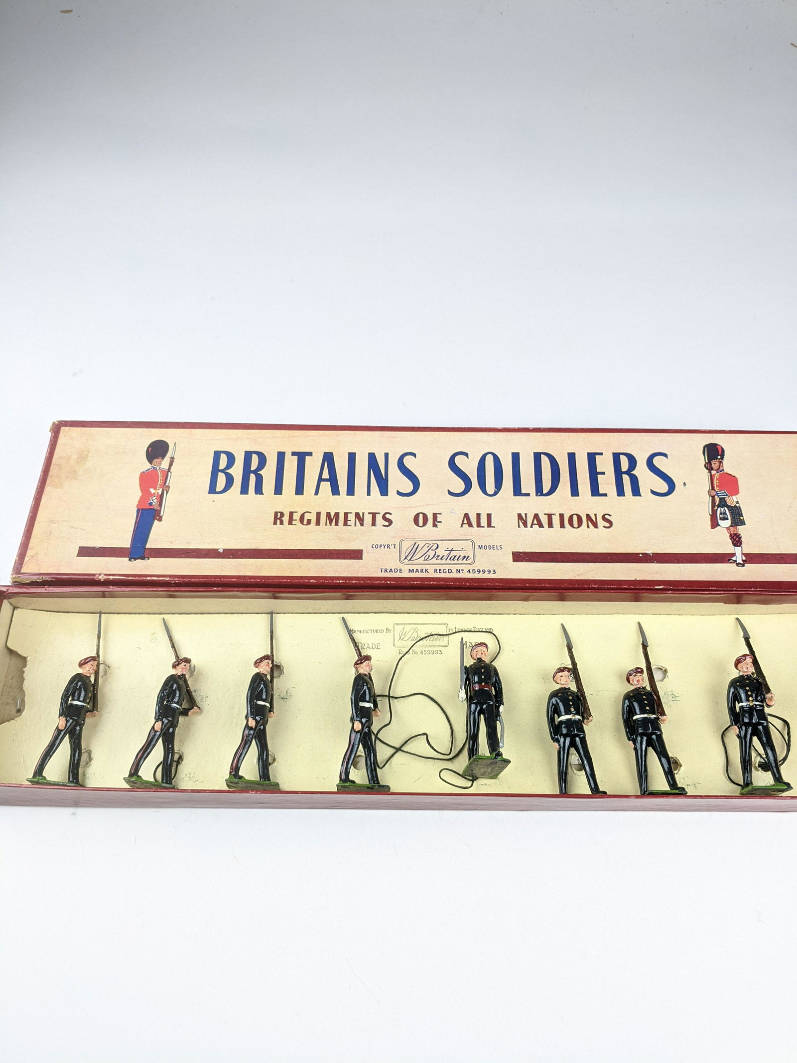 Britains #2092 Parachute Regiment (1 of 1)