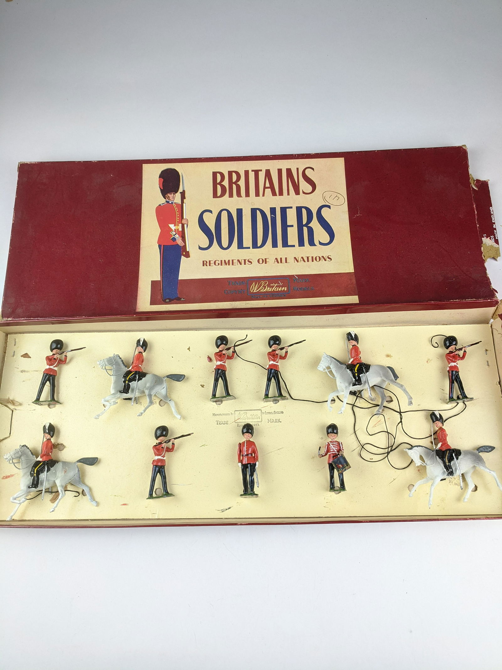 Britains Scot Greys And Grenadiers Gaurds (1 of 1)