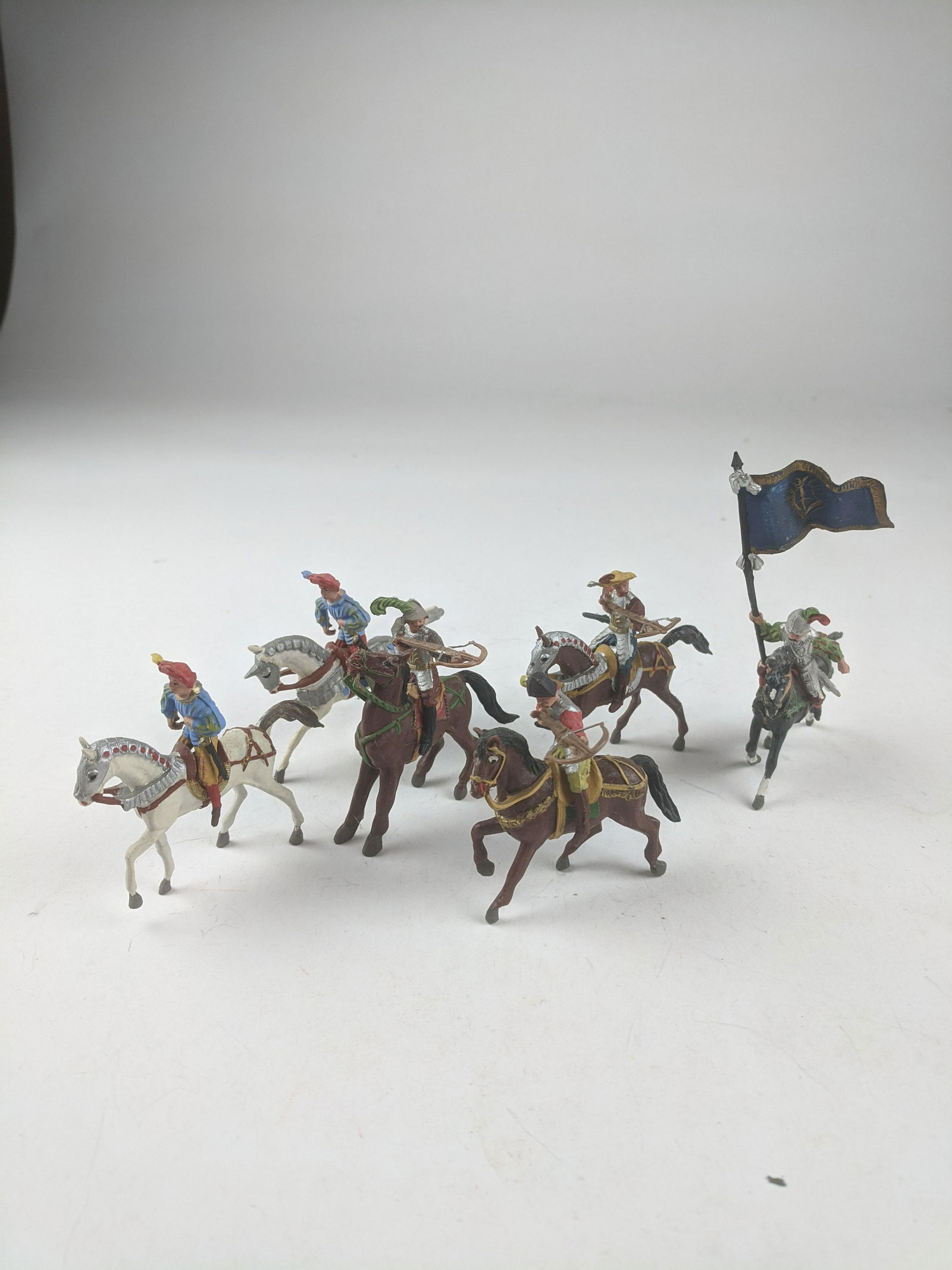 Merten Plastic Mounted Landsknechts 4cm (1 of 1)