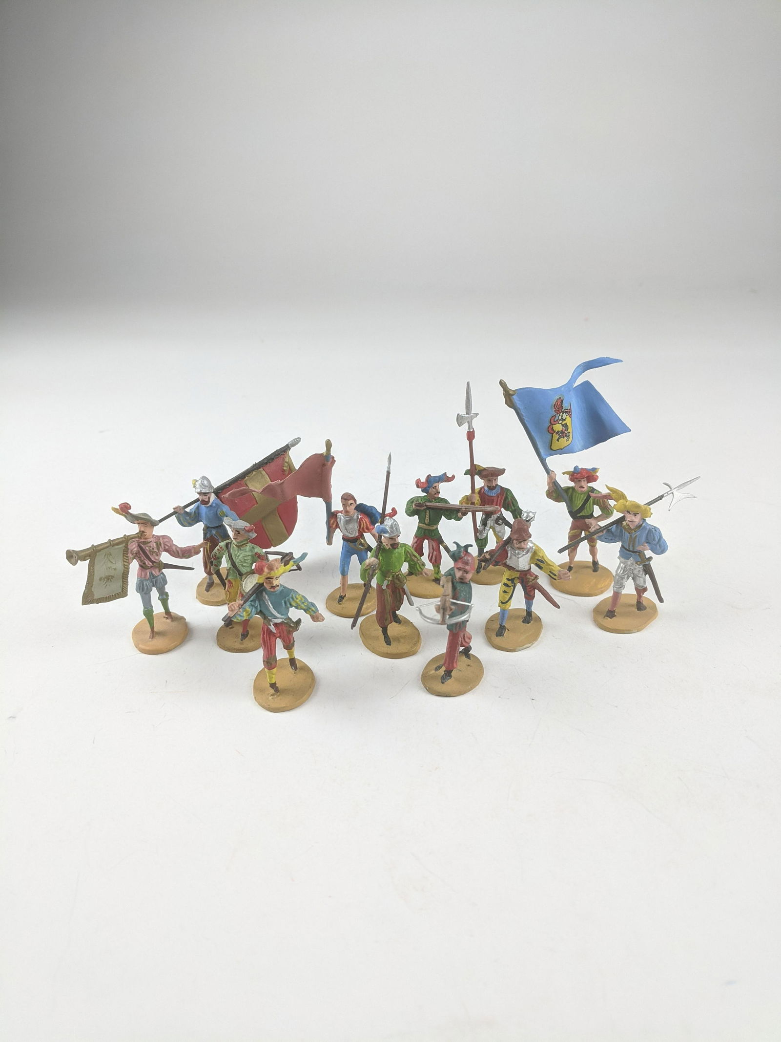 Merten Plastic Mounted Landsknechts 4cm (1 of 1)