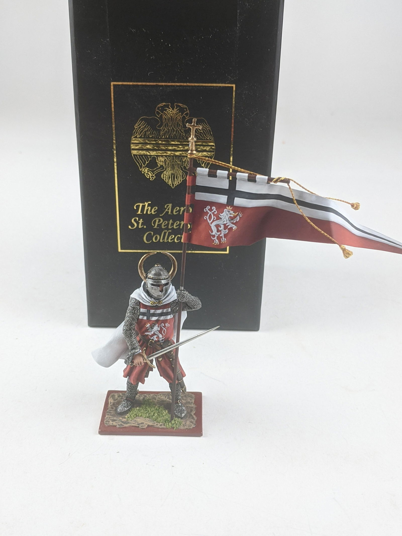 Russian Studios #3567.2 Knight With Flag (1 of 1)