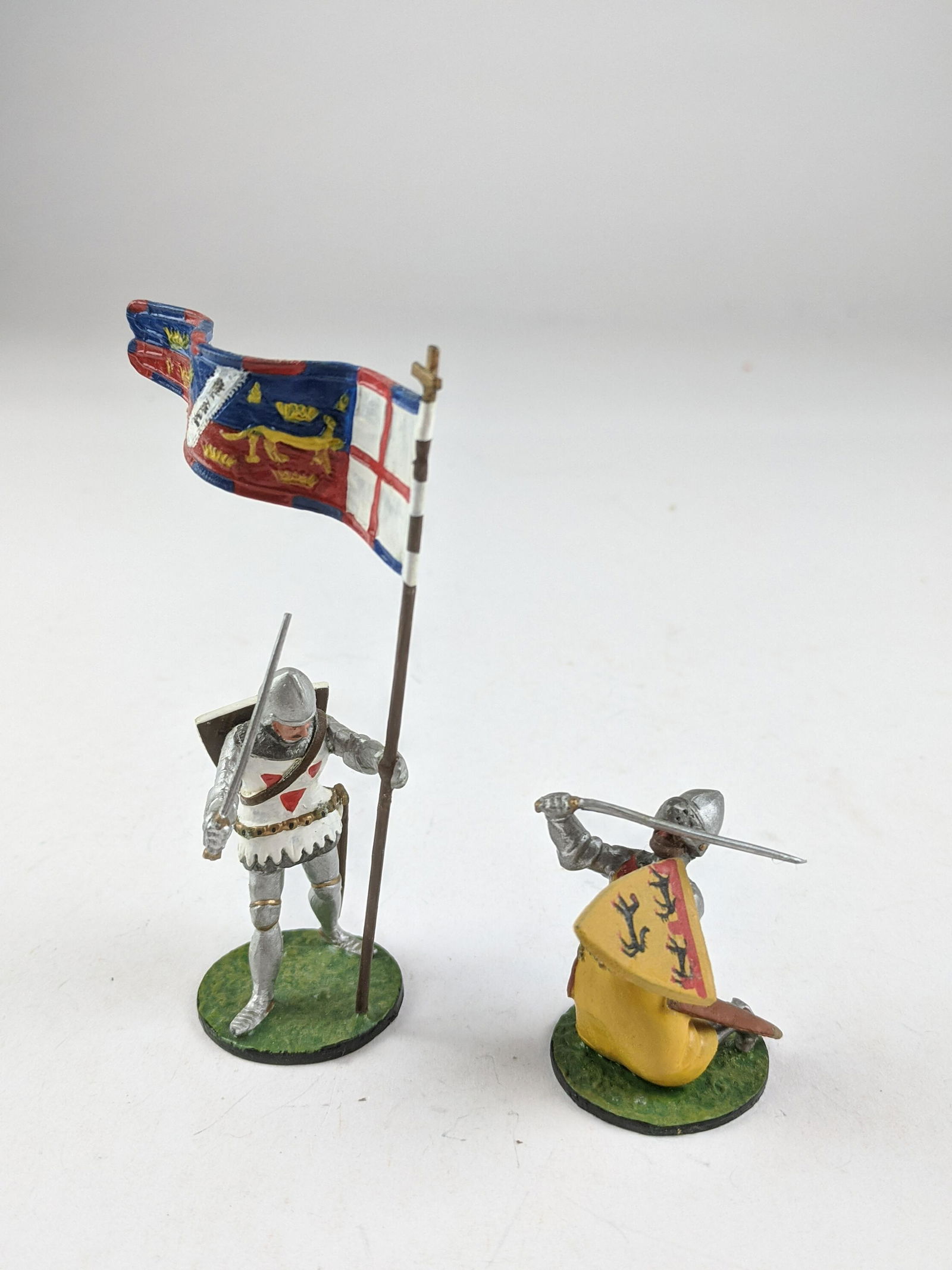 Alymer Knights Fitzsiew Le Fitzmon & Ca (1 of 1)