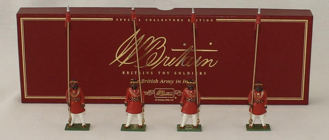 Britains Set State Elephant Ceremonial Guards (1 of 2)
