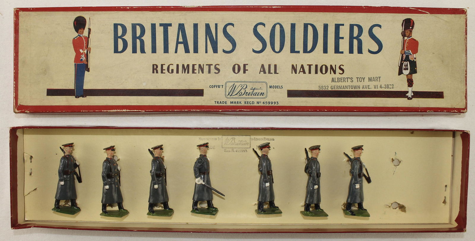 Britains Set Red Army Guards Winter Coats (1 of 1)