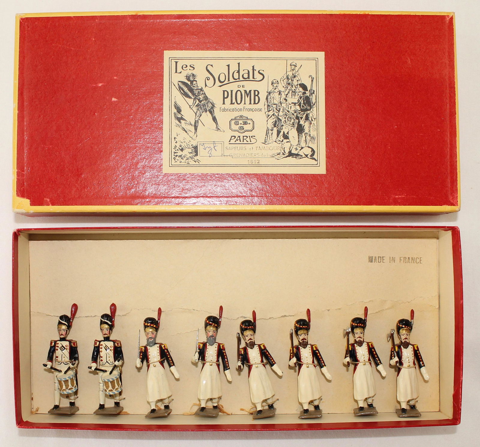 Mignot French Grenadiers Pioneers and Drums (1 of 4)