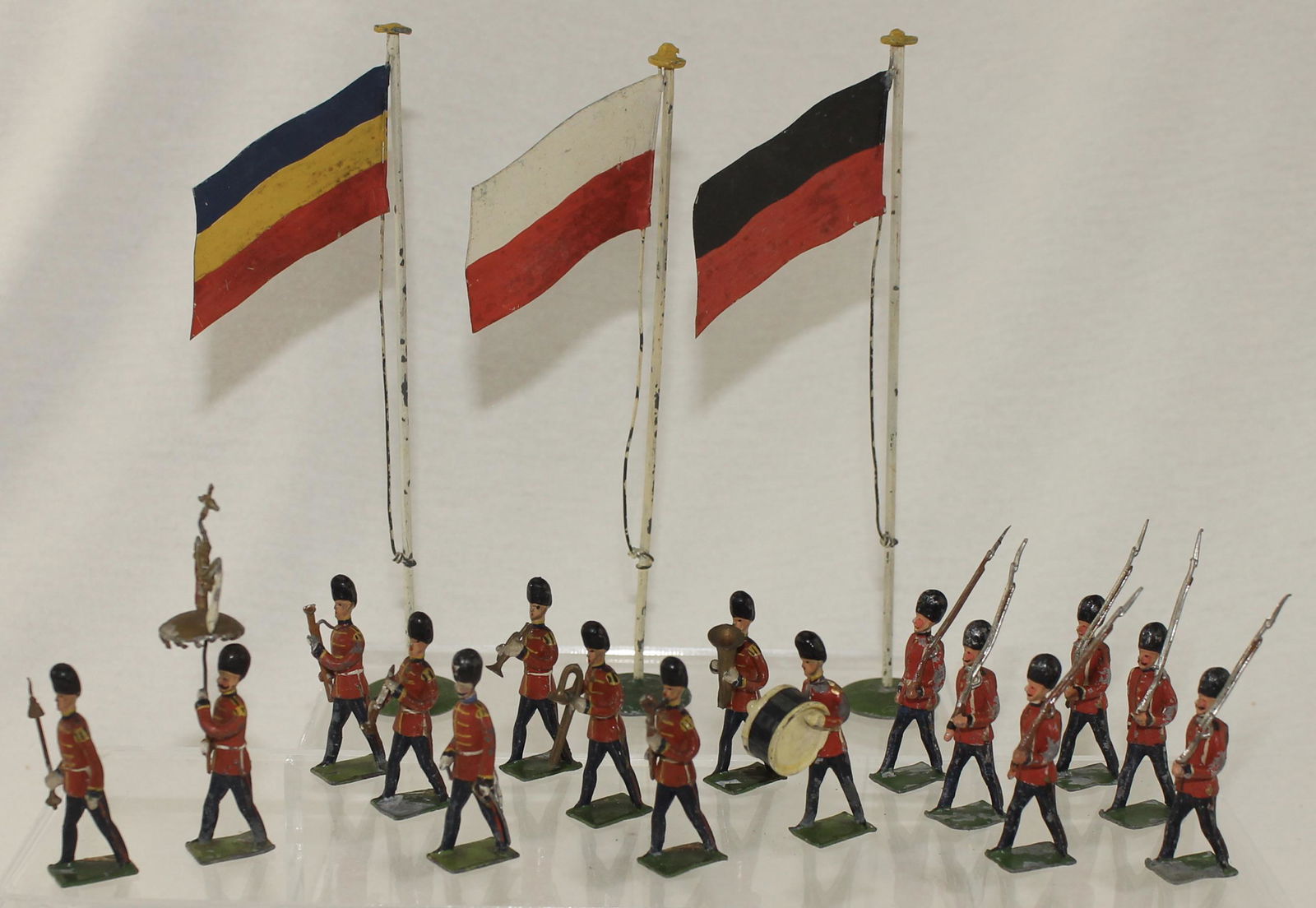 Heyde Lot British Guards Band and Troops (1 of 1)