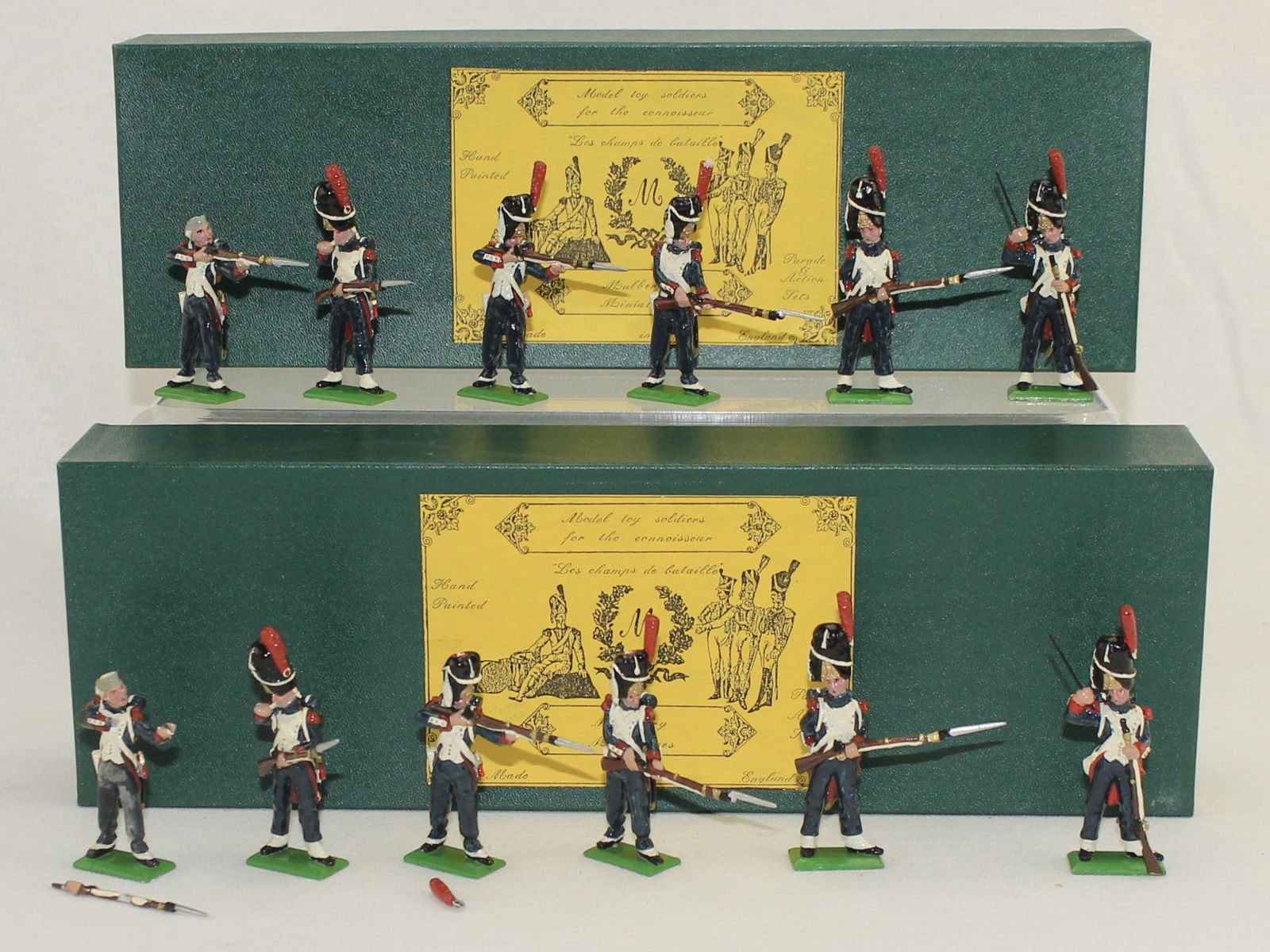 Mulberry Miniatures Lot French Grenadiers: Battle of Waterloo. French Grenadiers of the Old Guard. Lot includes 2 sets of Set #FN60. 12 Pieces. Condition Near Mint. One Plume Detached. One Rifle Detached and Paint Wear.