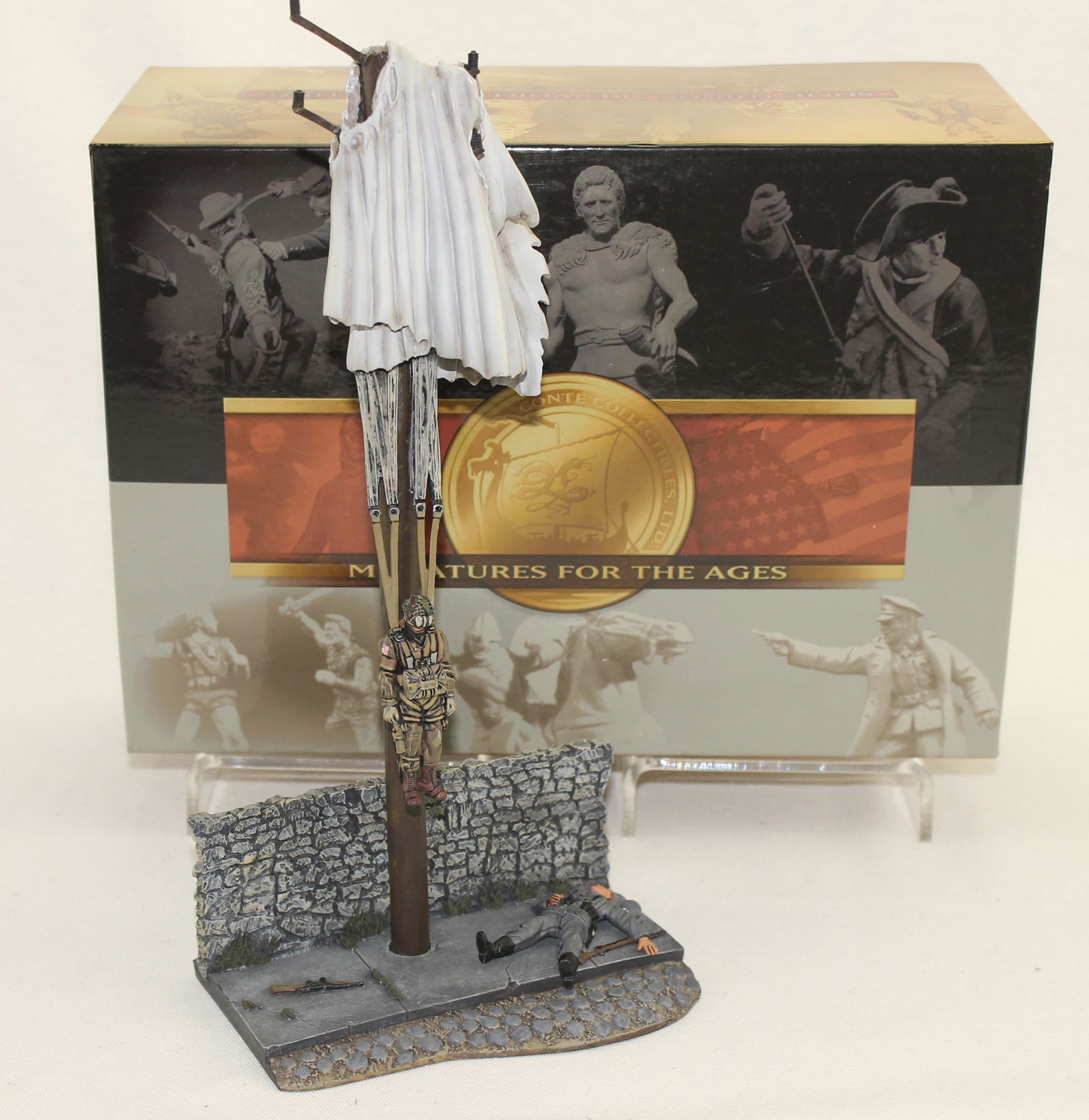 Conte Set US Airborne and Dead German (1 of 2)