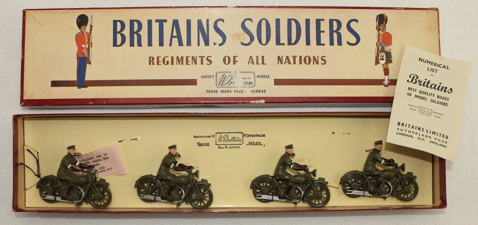 Britains Set #1791 Royal Corps of Signals (1 of 1)