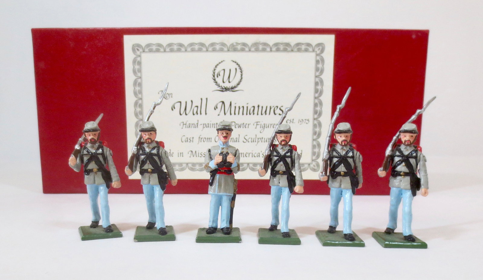 Wall Miniatures #32 Confederate Infantry: From the American Civil War series. 6 pieces. Excellent condition. Box excellent.