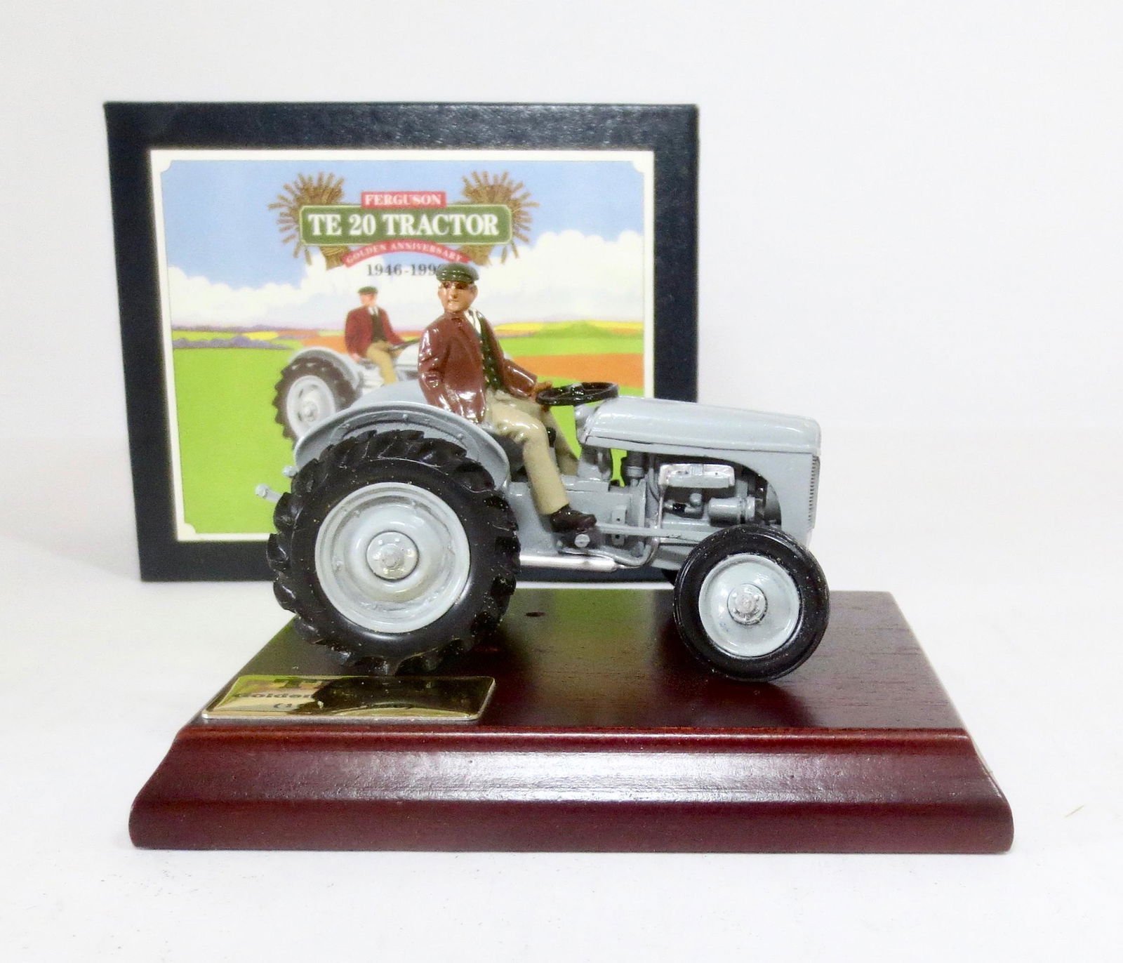 Britains #8711 Ferguson TE 20 Tractor (1 of 1)
