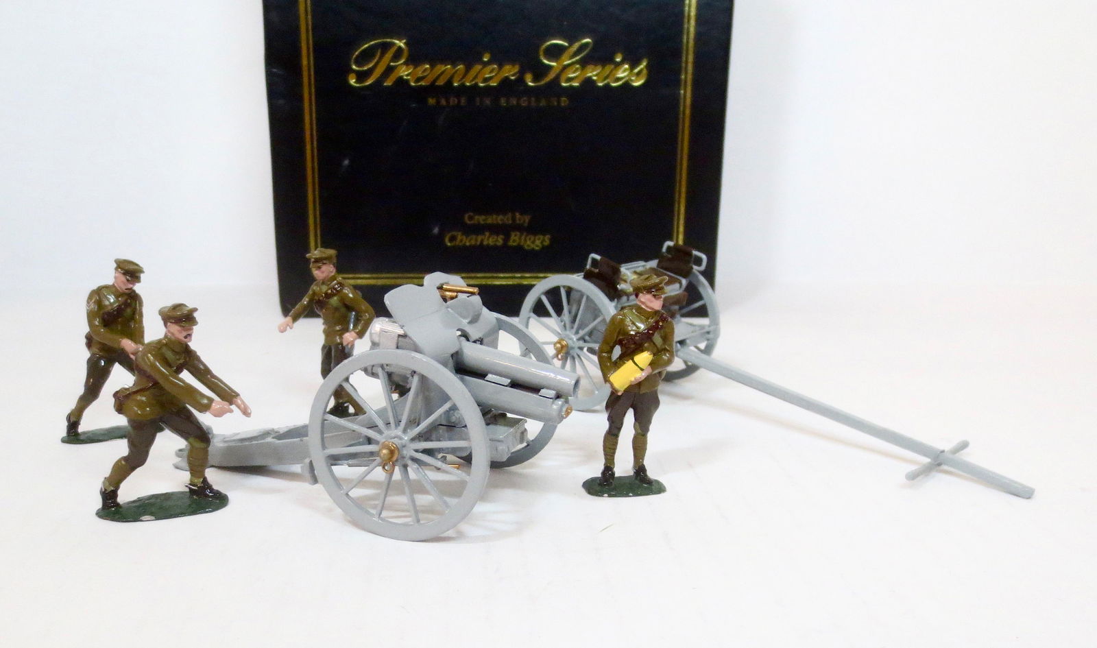 Britains Premier Series #8912 4.5 Howitzer (1 of 1)