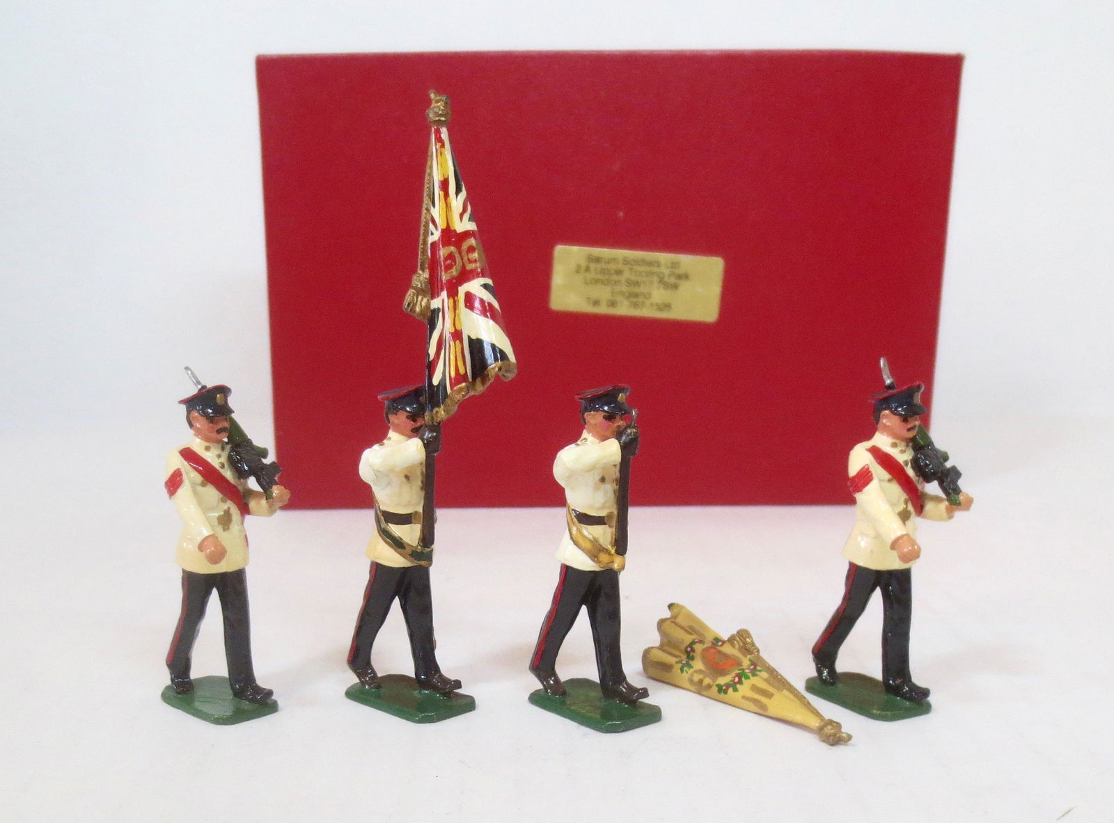 Sarum Soldiers British Colour Party (1 of 1)