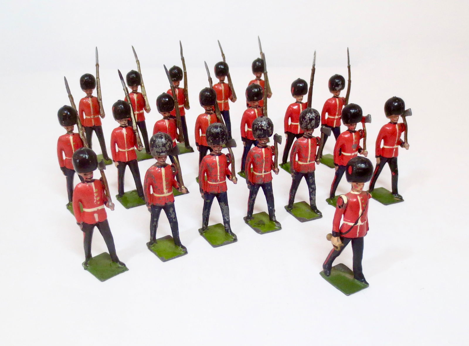 Britains Assorted Coldstream Guards (1 of 1)