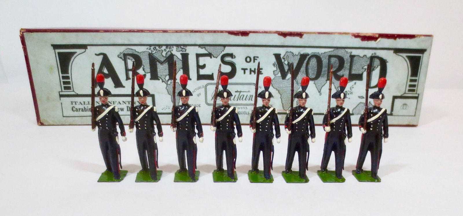 Britains #1437 Italian Infantry Carabinieri (1 of 1)